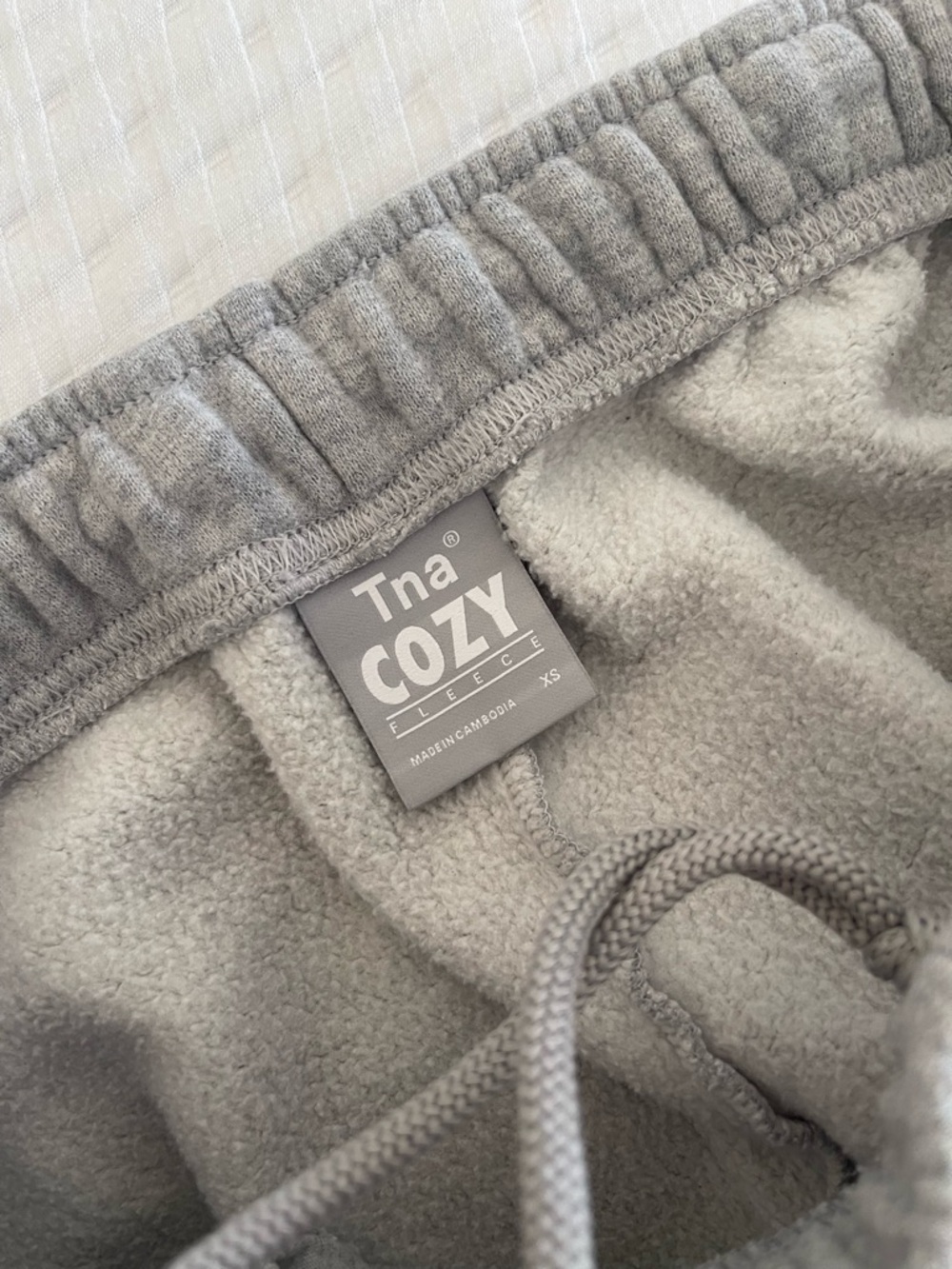 TNA cozy sweatpants - Picture 3 of 7